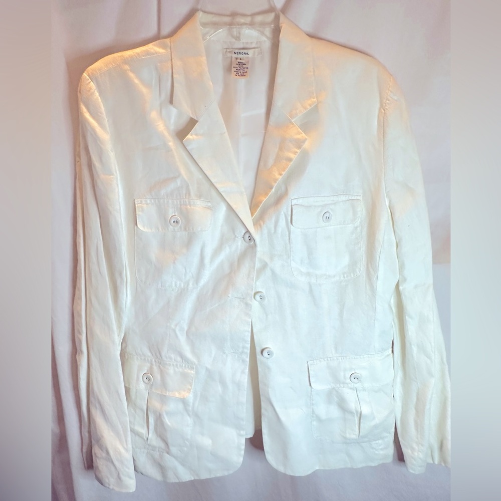 Fun White blazer